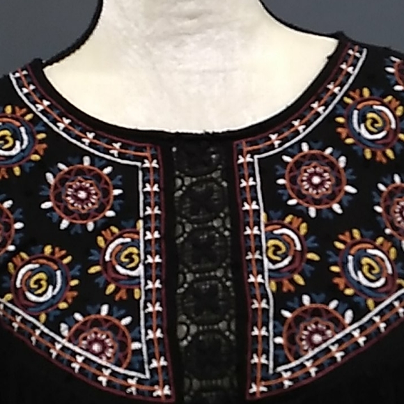 Miami  embroidery  tunic top - Picture 3 of 16